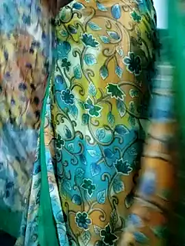 Snapshot of laxmitelugu78 chatting on 03-08-25, 12:30 laxmitelugu78 online show from 03-08-25, 12:30