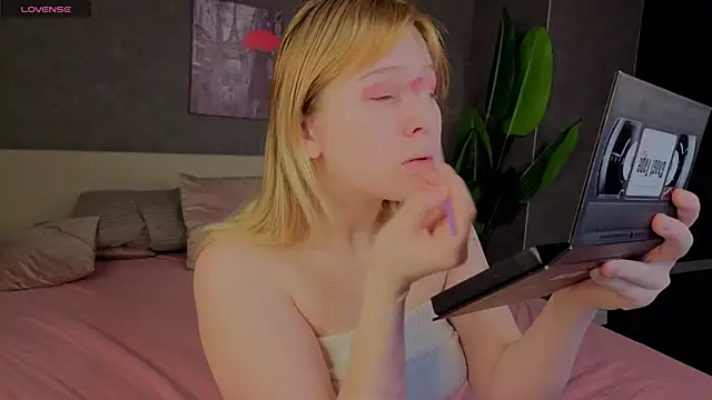 Amy Kimberlly online show from 11-27-25, 12:13