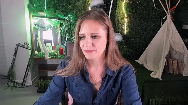 EmiliaBedy online show from 02-05-25, 03:20