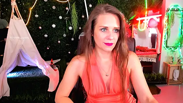 Snapshot of EmiliaBedy chatting on 07-13-26, 09:12 EmiliaBedy online show from 07-13-26, 09:12