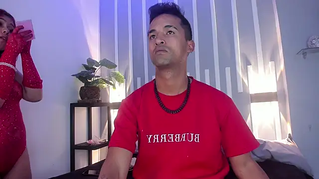 Nikki and Mayk online show from 11-19-25, 03:50