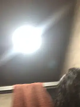 Snapshot of indiazinha69_ chatting on 12-05-25, 12:30 indiazinha69 online show from 12-05-25, 12:30