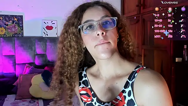 Isangel  online show from 10-26-25, 03:56