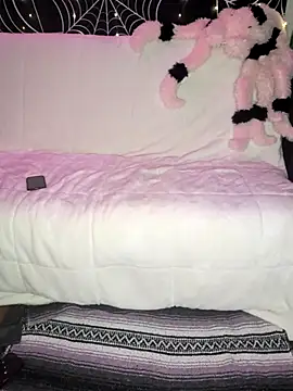 goblingirl888 online show from 04-06-26, 08:48