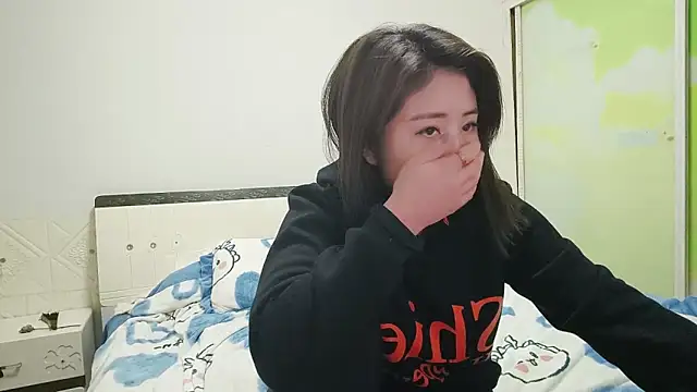 Snapshot of Awzd chatting on 02-22-25, 01:57 Awzd online show from 02-22-25, 01:57