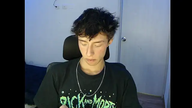 Snapshot of Juanmres chatting on 11-06-25, 05:41 Juanmres online show from 11-06-25, 05:41