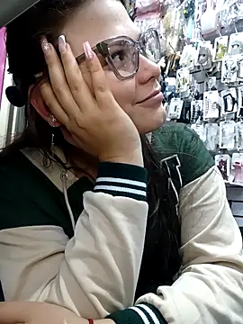 Vale Saenzz online show from 02-11-26, 12:48