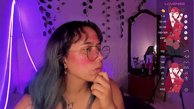 Snapshot of Ludovica6669 chatting on 02-24-25, 07:19 Ludovica6669 online show from 02-24-25, 07:19