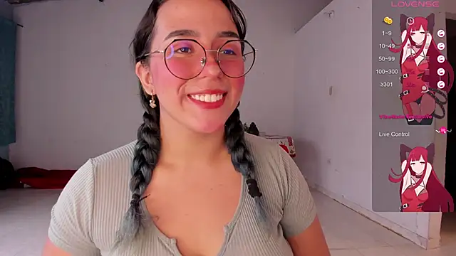 Snapshot of Ludovica6669 chatting on 02-27-25, 08:09 Ludovica6669 online show from 02-27-25, 08:09