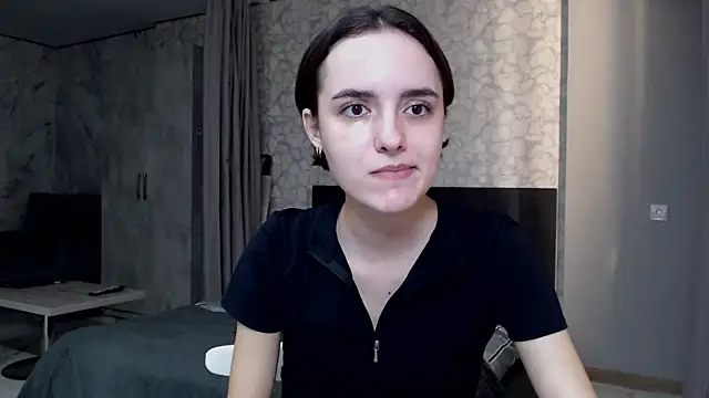 Snapshot of AmelieBanshee chatting on 10-06-25, 11:29 AmelieBanshee online show from 10-06-25, 11:29