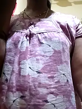 Snapshot of TeluguammayiMahi chatting on 02-10-25, 11:57 TeluguammayiMahi online show from 02-10-25, 11:57