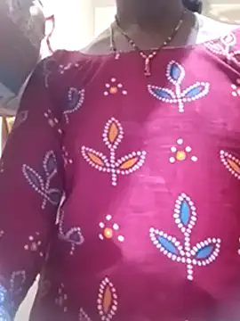 Snapshot of TeluguammayiMahi chatting on 02-14-25, 04:47 TeluguammayiMahi online show from 02-14-25, 04:47