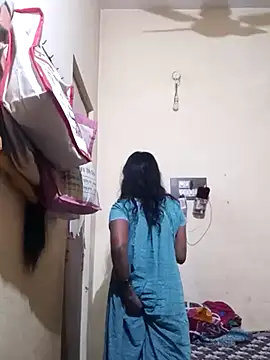 Snapshot of TeluguammayiMahi chatting on 02-14-25, 02:54 TeluguammayiMahi online show from 02-14-25, 02:54