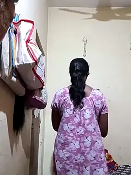 Snapshot of TeluguammayiMahi chatting on 03-03-25, 06:44 TeluguammayiMahi online show from 03-03-25, 06:44