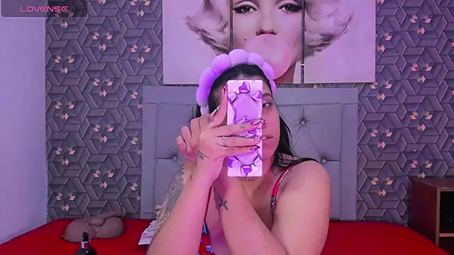 Emily rivera78 online show from 06-25-26, 04:12