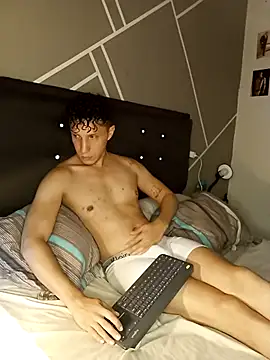 AngeloColleen online show from 10-03-25, 05:10