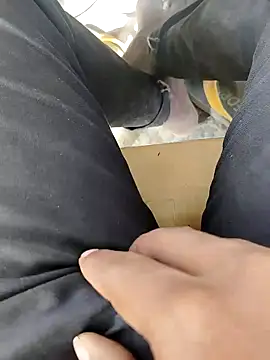 Snapshot of Brahmin_munda chatting on 01-25-25, 04:34 Brahmin munda online show from 01-25-25, 04:34