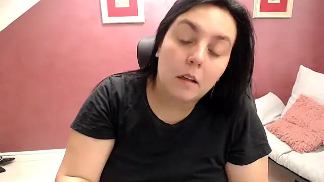 Wetandnaughtyxx online show from 09-13-25, 07:08