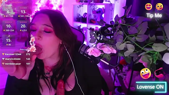 Jinyxx3 online show from 12-02-25, 04:40