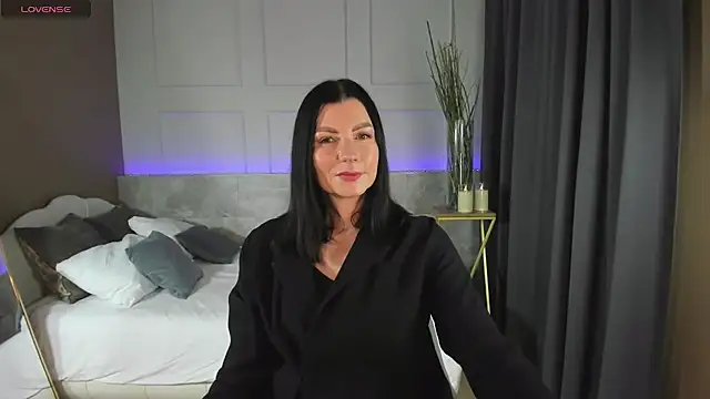 MonicaCheerful online show from 01-28-25, 10:45
