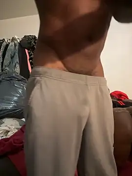 Snapshot of shavez5888 chatting on 09-26-25, 09:46 shavez5888 online show from 09-26-25, 09:46