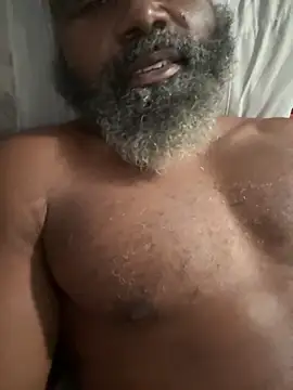 Snapshot of shavez5888 chatting on 10-15-25, 10:59 shavez5888 online show from 10-15-25, 10:59