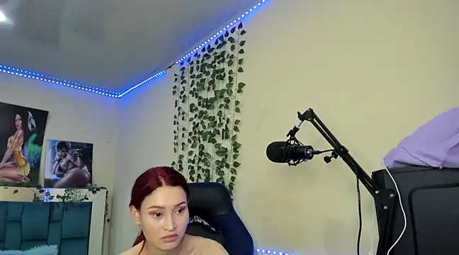 naomy hot 777 online show from 02-15-25, 11:36