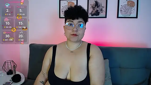 curly cam queen69 online show from 10-20-25, 11:38
