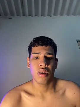 Snapshot of Santiago-Thompson chatting on 12-03-25, 08:18 Santiago-Thompson online show from 12-03-25, 08:18