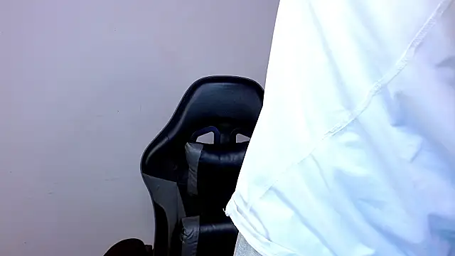 H3ll B0I online show from 06-19-26, 05:34