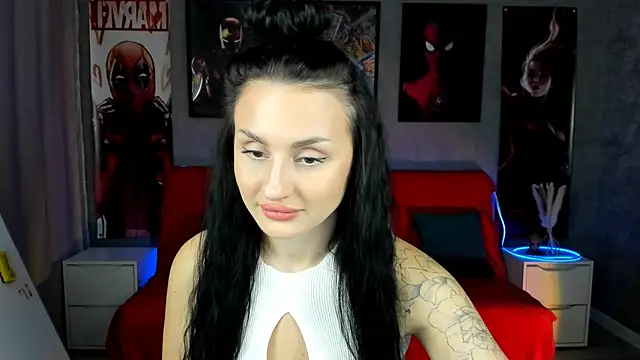 Snapshot of EmiliaBeynard chatting on 02-05-25, 05:09 EmiliaBeynard online show from 02-05-25, 05:09