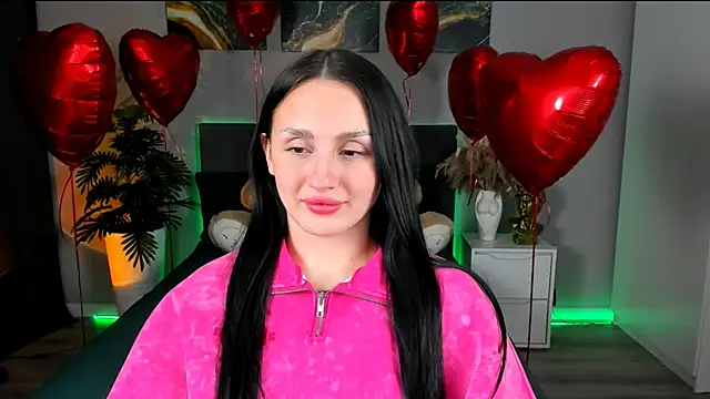 Snapshot of EmiliaBeynard chatting on 03-06-25, 02:08 EmiliaBeynard online show from 03-06-25, 02:08