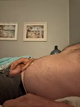 Snapshot of thickdaddy2982 chatting on 02-12-25, 11:51 thickdaddy2982 online show from 02-12-25, 11:51
