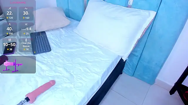 Snapshot of AlexxaSmall chatting on 02-22-25, 12:08 AlexxaSmall online show from 02-22-25, 12:08