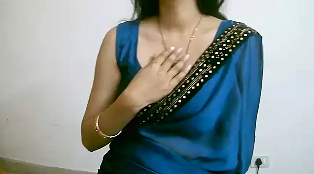 Snapshot of kajal__bhabhi_ chatting on 02-01-25, 12:58 kajal bhabhi online show from 02-01-25, 12:58