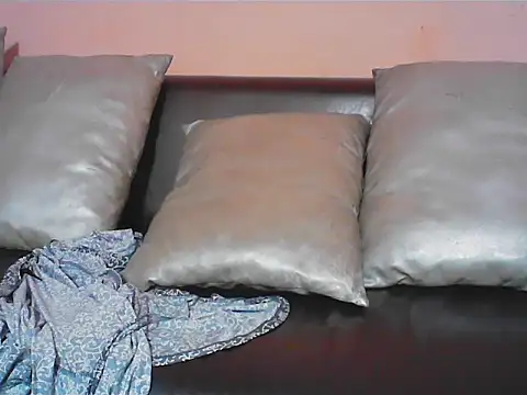 Snapshot of kajal__bhabhi_ chatting on 02-28-25, 09:55 kajal bhabhi online show from 02-28-25, 09:55