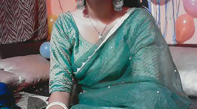 Snapshot of kajal__bhabhi_ chatting on 03-09-25, 09:03 kajal bhabhi online show from 03-09-25, 09:03