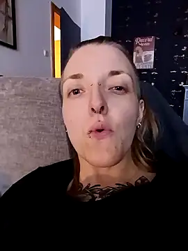 Snapshot of Astrid-Gilbert chatting on 02-22-25, 09:37 Astrid-Gilbert online show from 02-22-25, 09:37