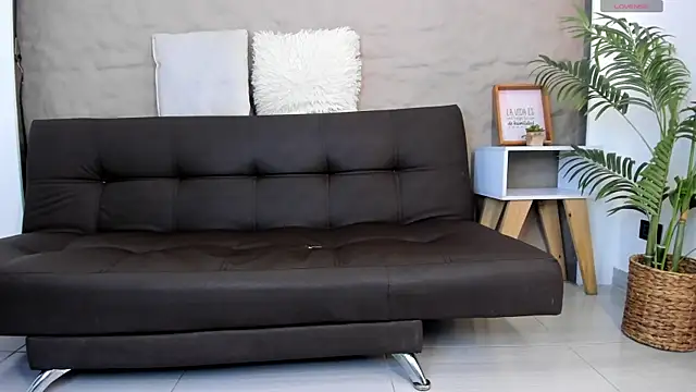 Snapshot of Shanntal_ chatting on 03-10-25, 06:56 Shanntal online show from 03-10-25, 06:56