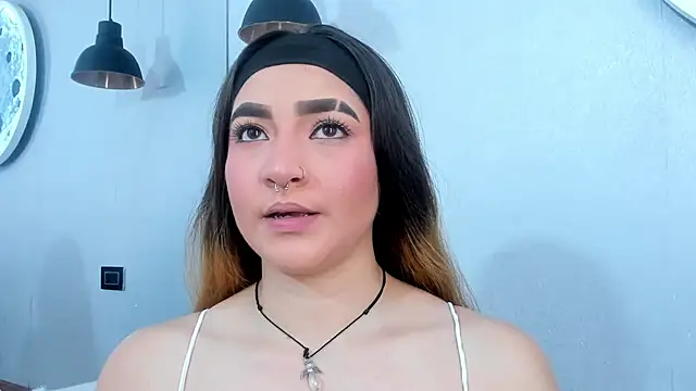Snapshot of Shanntal_ chatting on 10-19-25, 07:14 Shanntal online show from 10-19-25, 07:14
