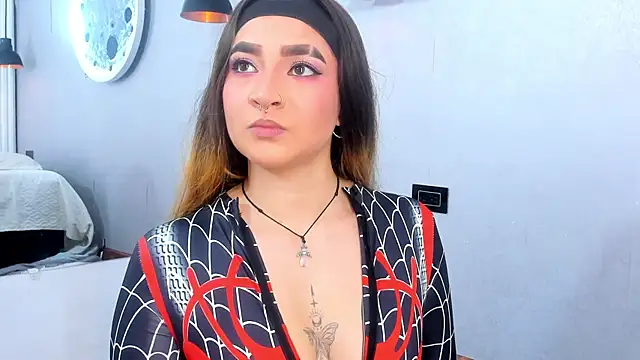 Shanntal  online show from 10-20-25, 07:36