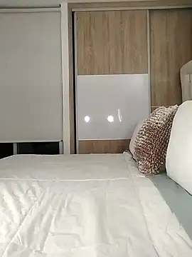 Snapshot of sofiaxox chatting on 01-25-25, 04:23 sofiaxox online show from 01-25-25, 04:23