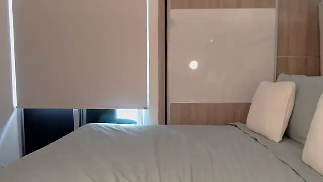 Snapshot of sofiaxox chatting on 12-04-25, 03:10 sofiaxox online show from 12-04-25, 03:10