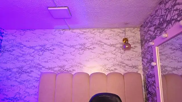 Hela v online show from 03-14-26, 12:10