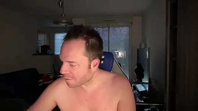 Funnyjul31 online show from 02-13-25, 04:07