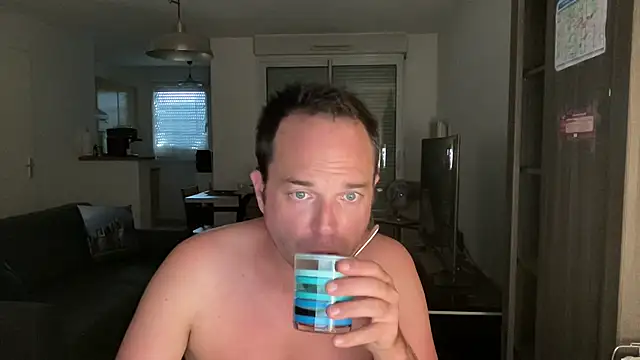 Funnyjul31 online show from 09-19-25, 03:56