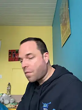 Funnyjul31 online show from 01-11-26, 03:39