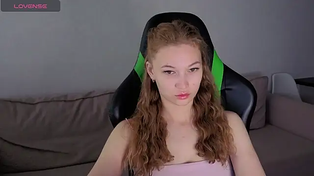 Snapshot of maria_plaudice chatting on 05-16-26, 05:26 maria plaudice online show from 05-16-26, 05:26