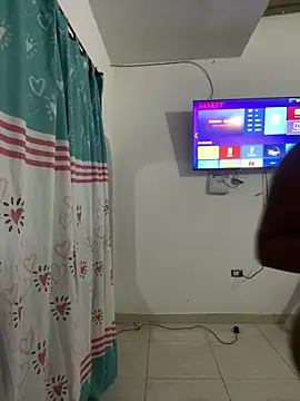 my cam online show from 04-12-26, 09:31