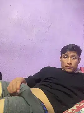 EduardoEspinoza12 online show from 02-20-25, 06:06